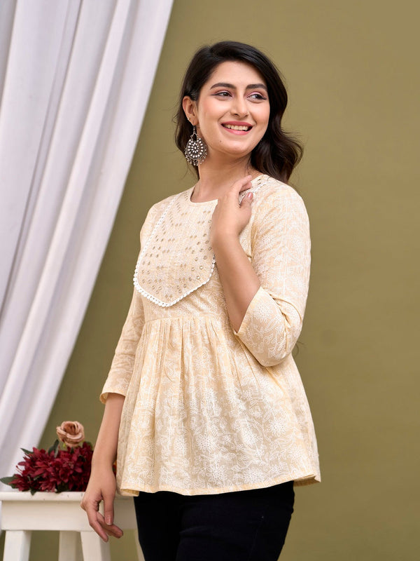 Cream-coloured regular peplum top