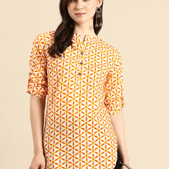 Yellow and white longline regular top
