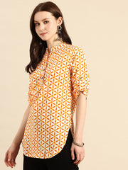 Yellow and white longline regular top