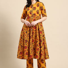 Women's Floral Printed Cotton Kurta Set